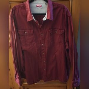 WRANGLER Men's Burgundy Button-Down Shirt